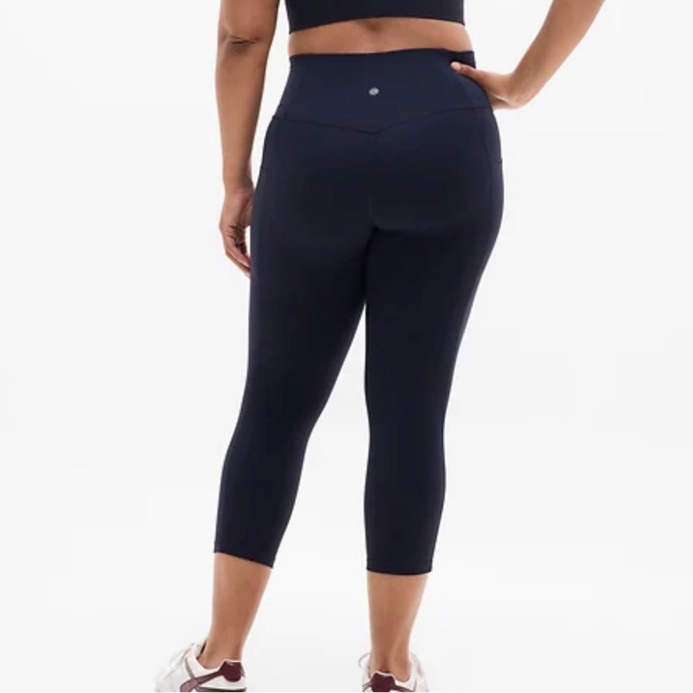 Athleta Black High-Rise Capri Leggings